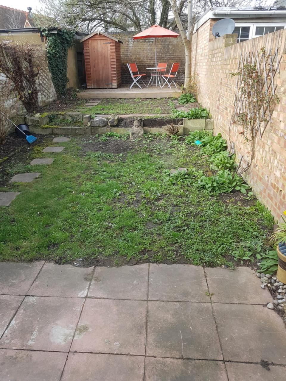 Ferienwohnung Slough Centre Townhouse With Driveway Parking For Up To Two Cars Exterior foto